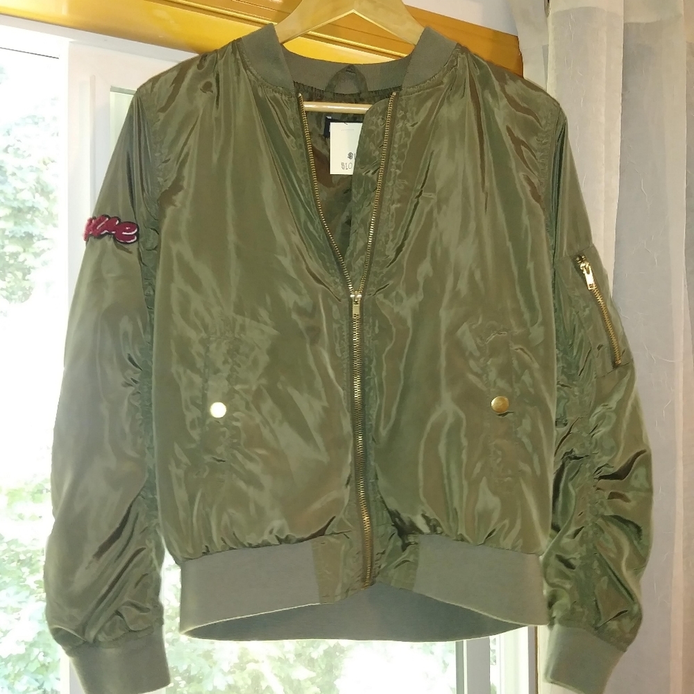 Army Green Light Zip-Up Jacket